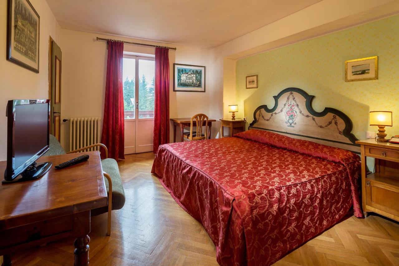 Hotel Corona Cortina dʼAmpezzo Esterno foto