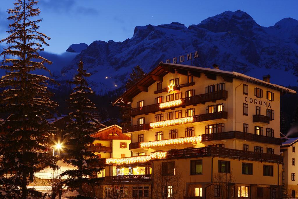 Hotel Corona Cortina dʼAmpezzo Esterno foto